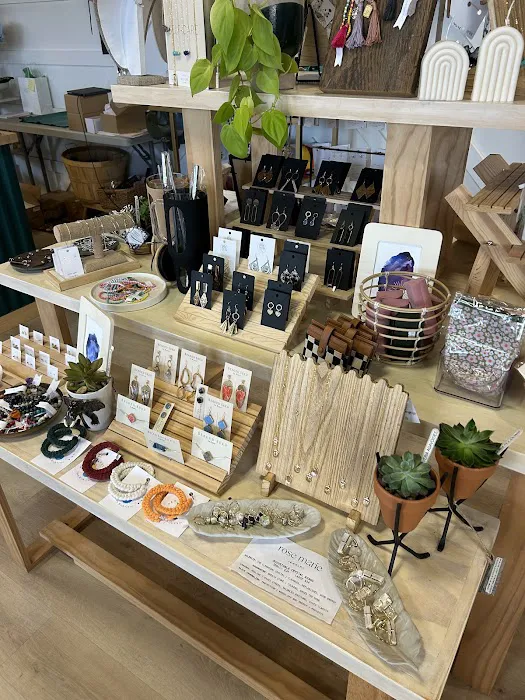 Lumi Studio + Shoppe Picture 9