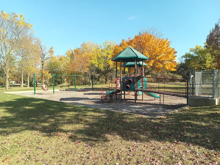 Fitness Court at Thorndale Park Picture 4