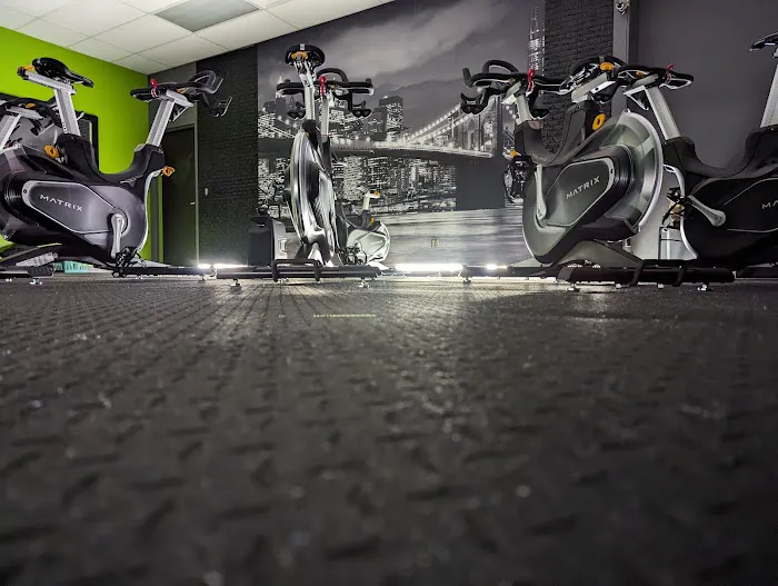 Top Shape Gym Picture 9