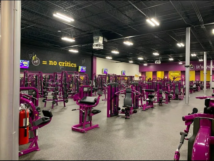 Planet Fitness Picture 6