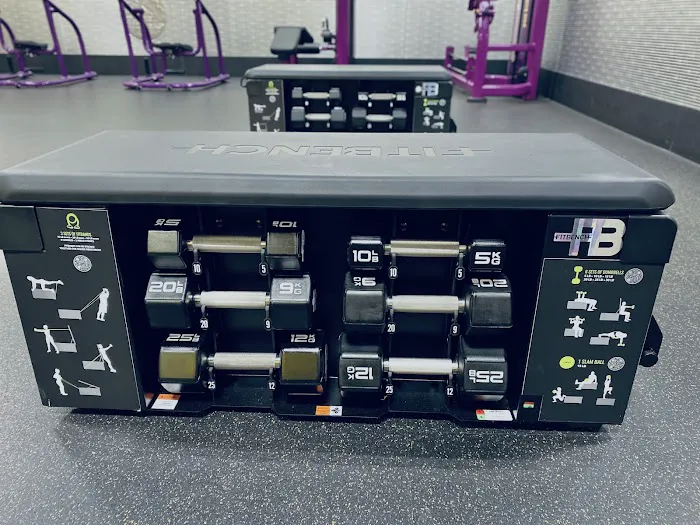 Planet Fitness Picture 8