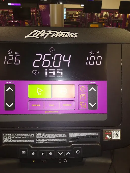Planet Fitness Picture 10