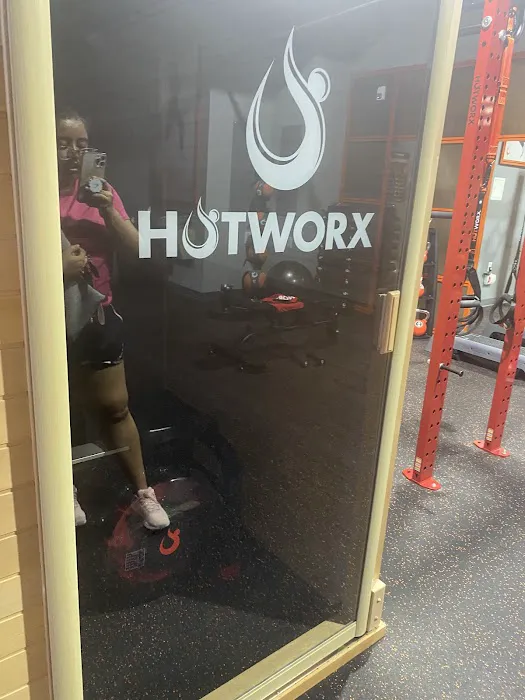 HOTWORX - Lexington, KY - Hamburg Picture 9
