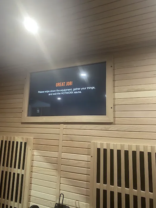 HOTWORX - Lexington, KY - Hamburg Picture 3