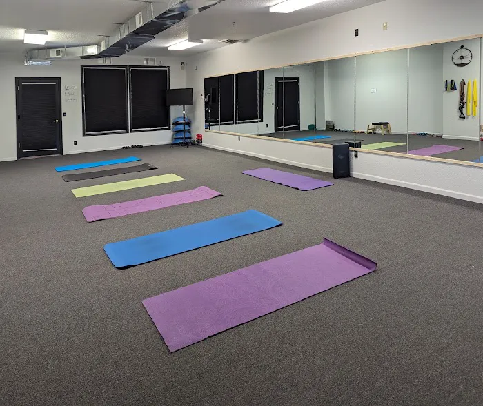 Movement on Main Picture 8