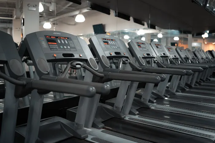 Fitness 19 Picture 10