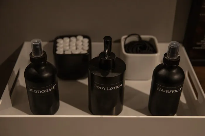 Ritual Hot Yoga - Lakeview Picture 9