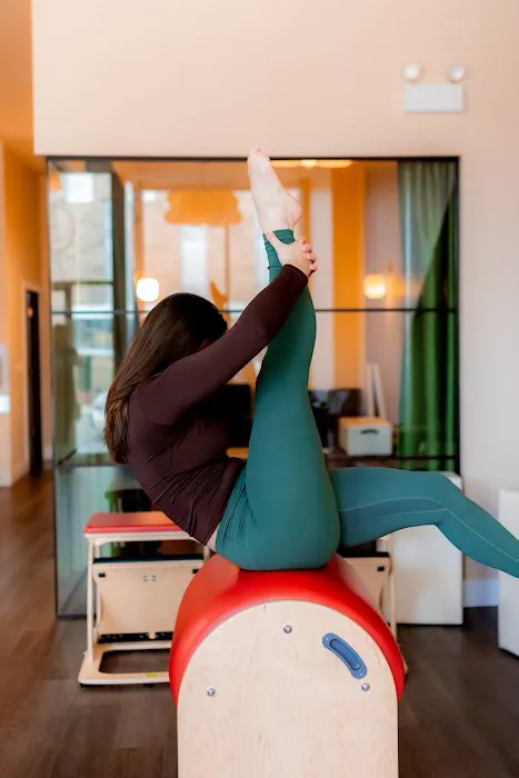 Core Chicago Pilates Picture 7