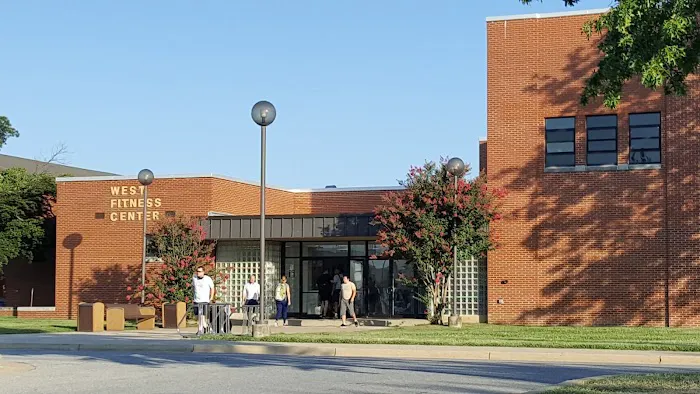 Andrews AFB West Fitness Center Picture 2