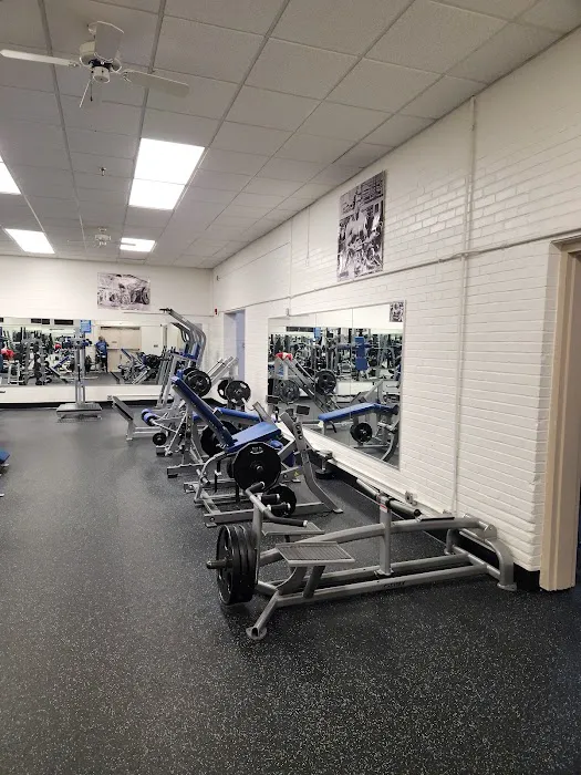 Andrews AFB West Fitness Center Picture 4