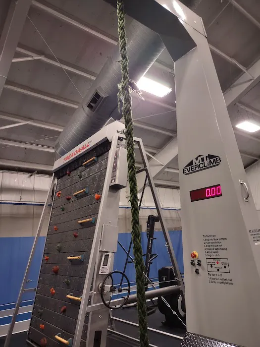 Andrews AFB West Fitness Center Picture 8