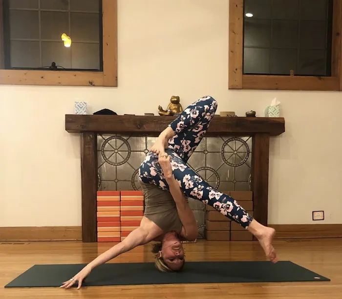 Hilltop Yoga Picture 3