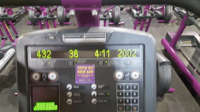 Planet Fitness Picture 10