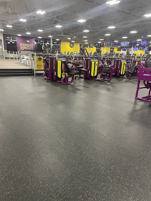 Planet Fitness Picture 2