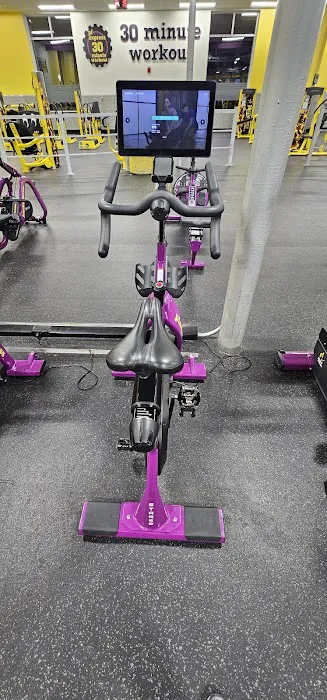 Planet Fitness Picture 5