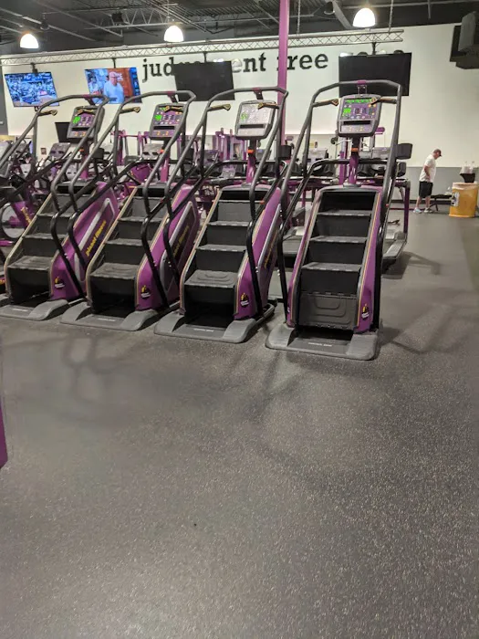 Planet Fitness Picture 3