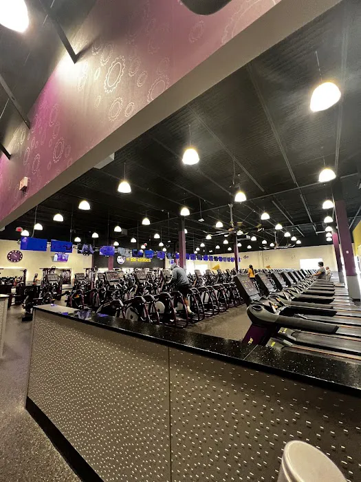 Planet Fitness Picture 5