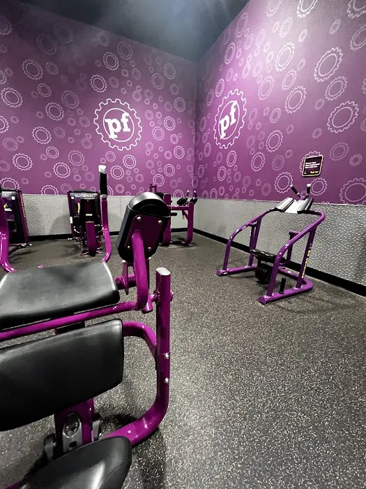 Planet Fitness Picture 7