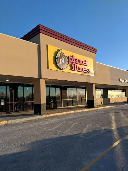 Planet Fitness Picture 4
