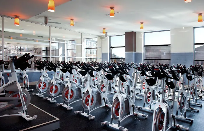 Equinox Bethesda Picture 6