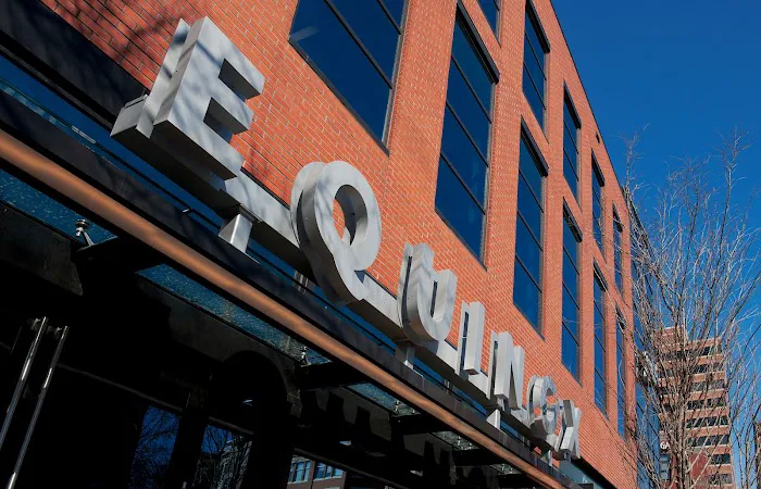Equinox Bethesda Picture 9