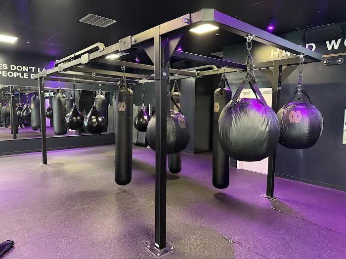 Mayweather Boxing + Fitness Picture 5