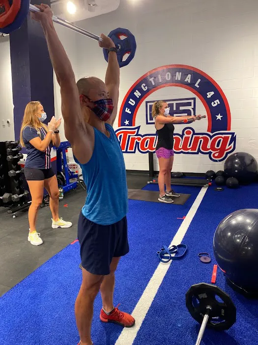 F45 Training Columbia Heights Picture 2