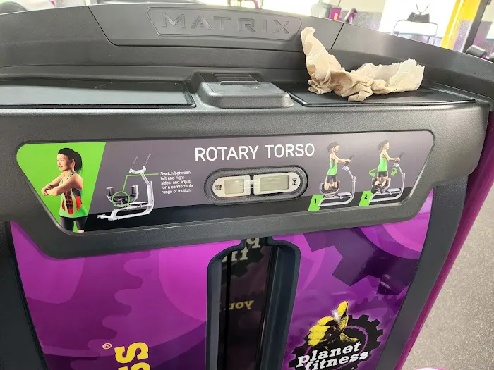 Planet Fitness Picture 8