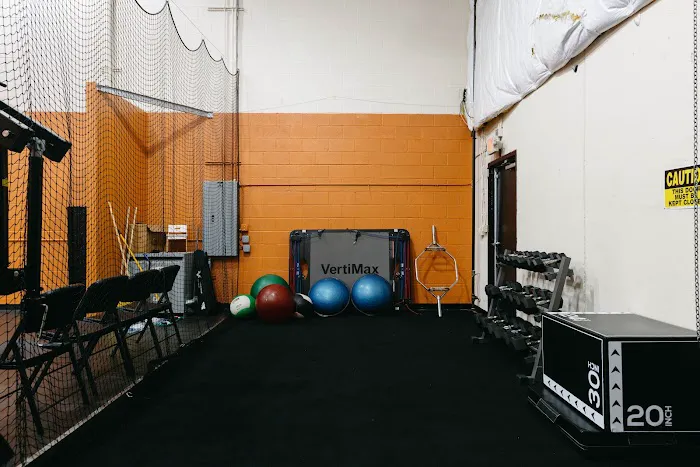 B5 Sports Center Picture 3