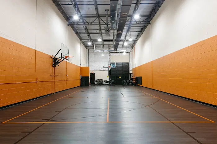B5 Sports Center Picture 5