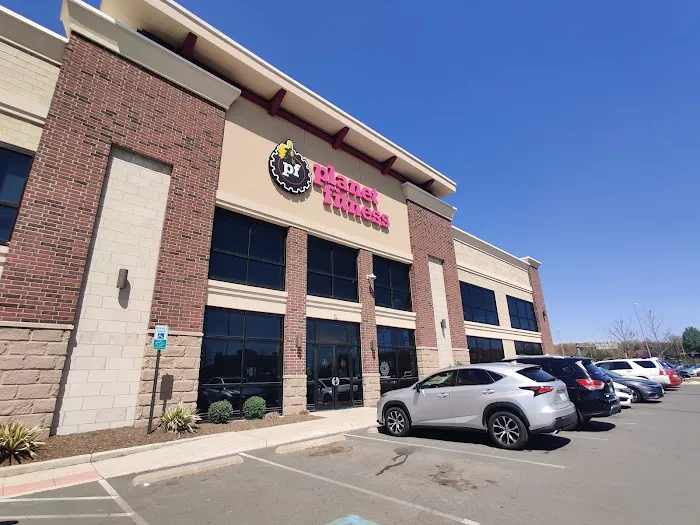 Planet Fitness Picture 7