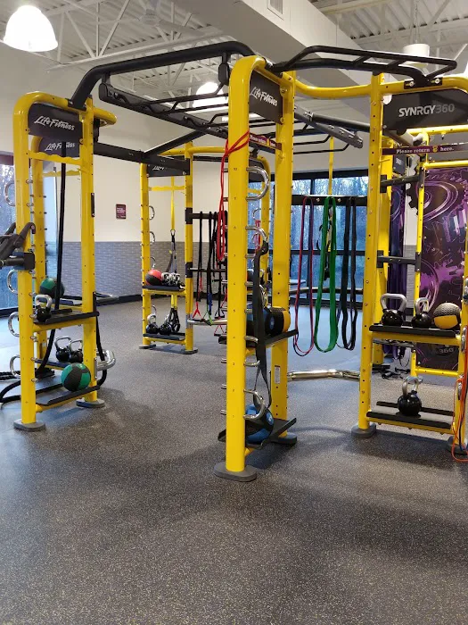 Planet Fitness Picture 8