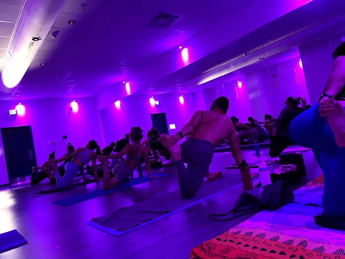 YogaSix Potomac Picture 7