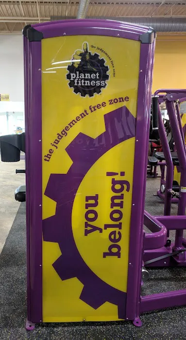 Planet Fitness Picture 6