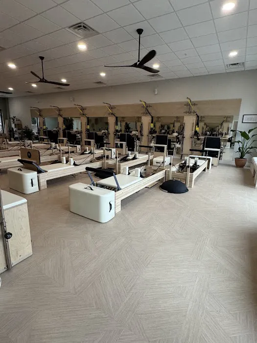 Studio22 Kennett Picture 2