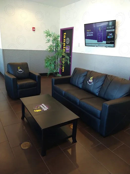 Planet Fitness Picture 9