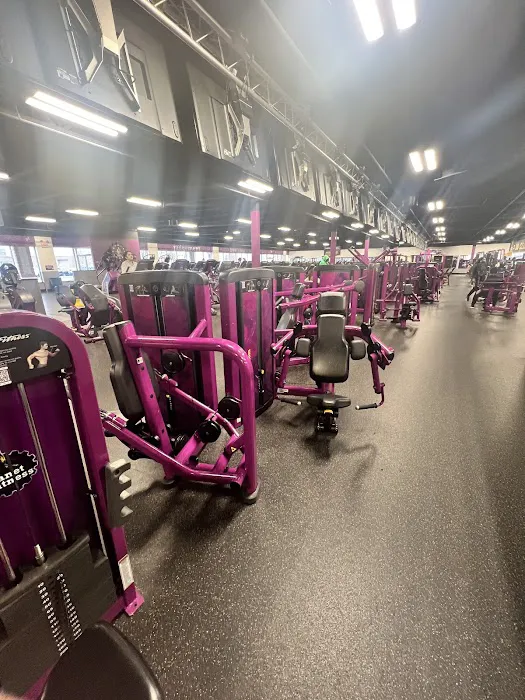 Planet Fitness Picture 8