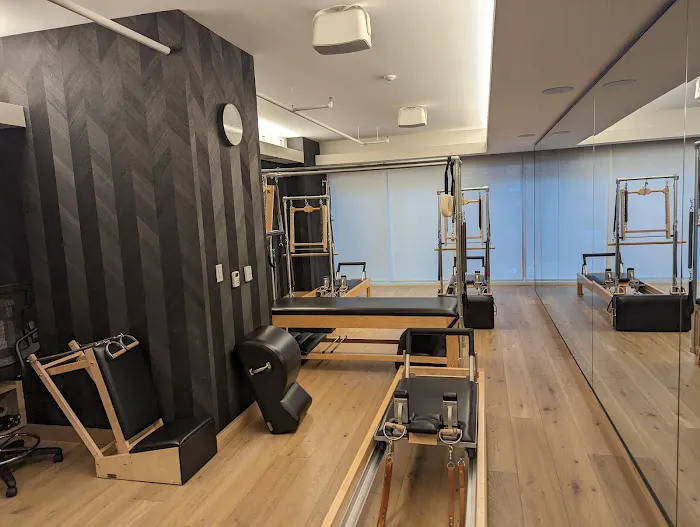 Equinox Anthem Row Picture 8