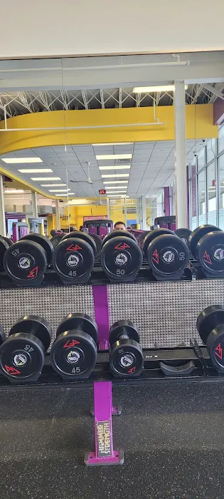 Planet Fitness Picture 8