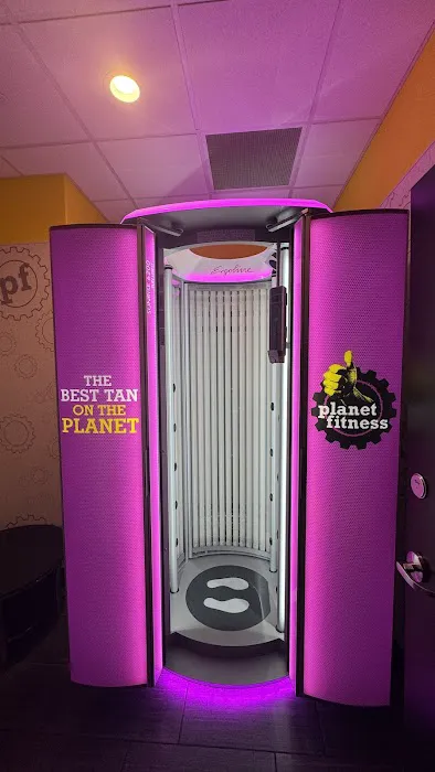 Planet Fitness Picture 7