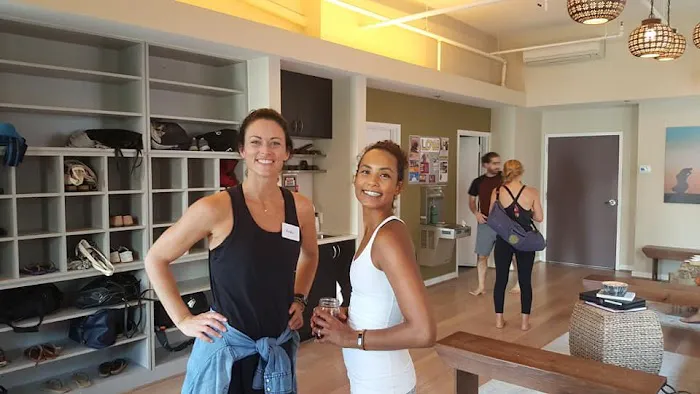Flow Yoga Center Picture 2