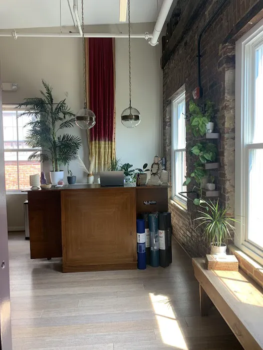 Flow Yoga Center Picture 7