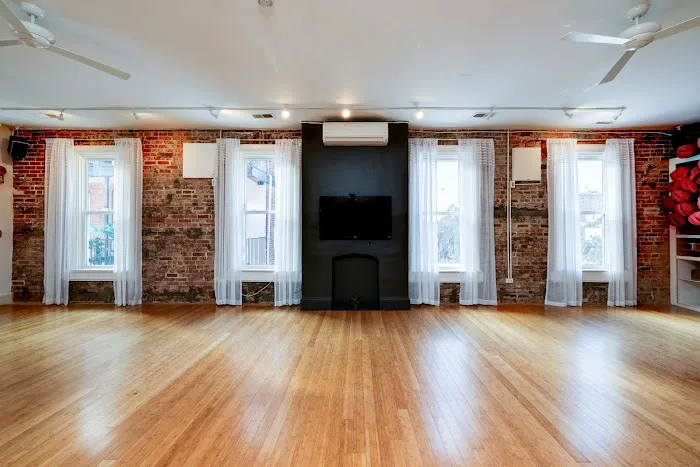 Flow Yoga Center Picture 9
