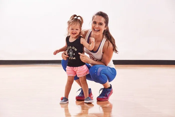 Gold's Gym - Van Ness Picture 6