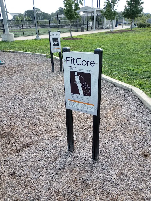 Outdoor Exercise Course Picture 3
