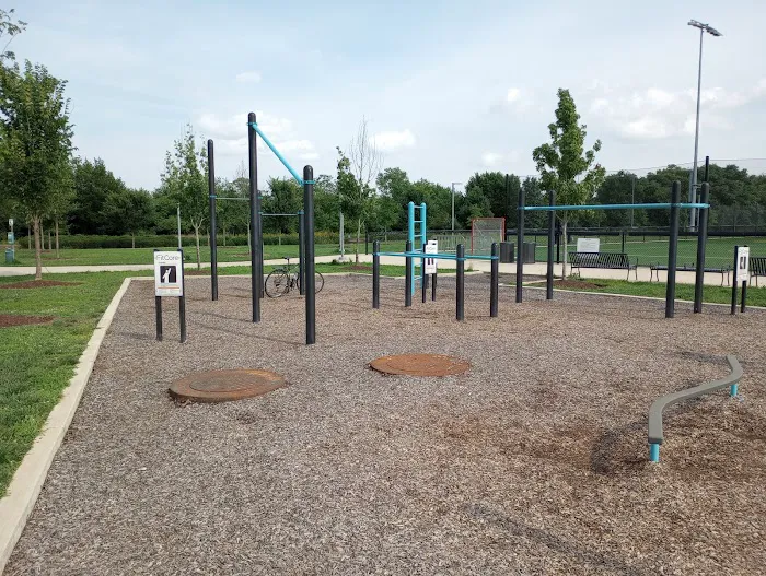 Outdoor Exercise Course Picture 7