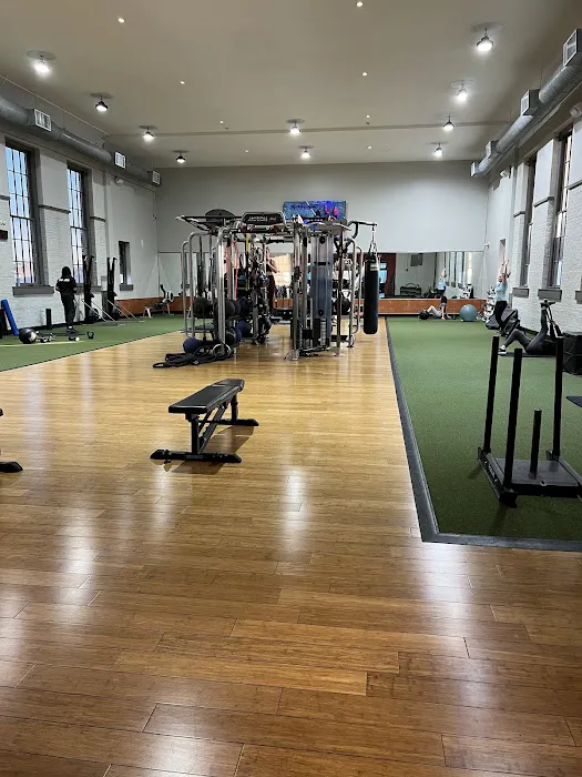Onelife Fitness - Capitol Hill Picture 5