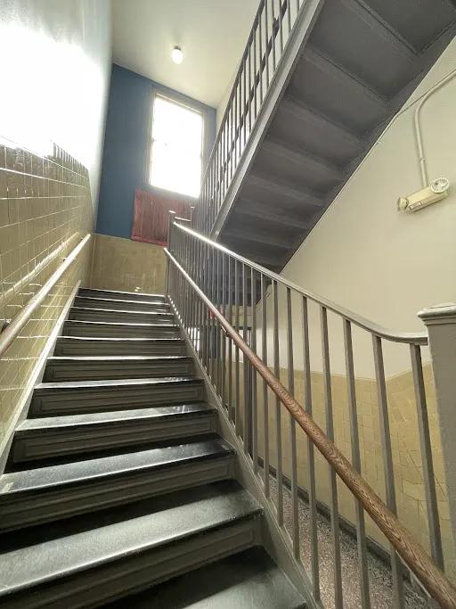 Onelife Fitness - Capitol Hill Picture 6