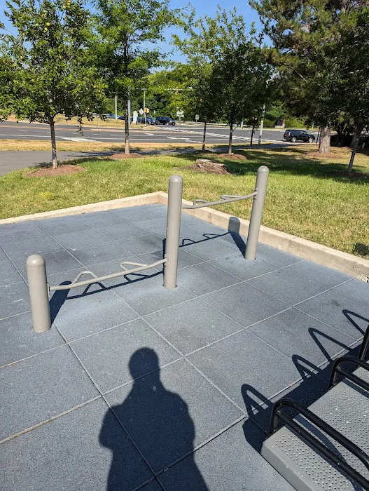 Outdoor Gym Picture 2