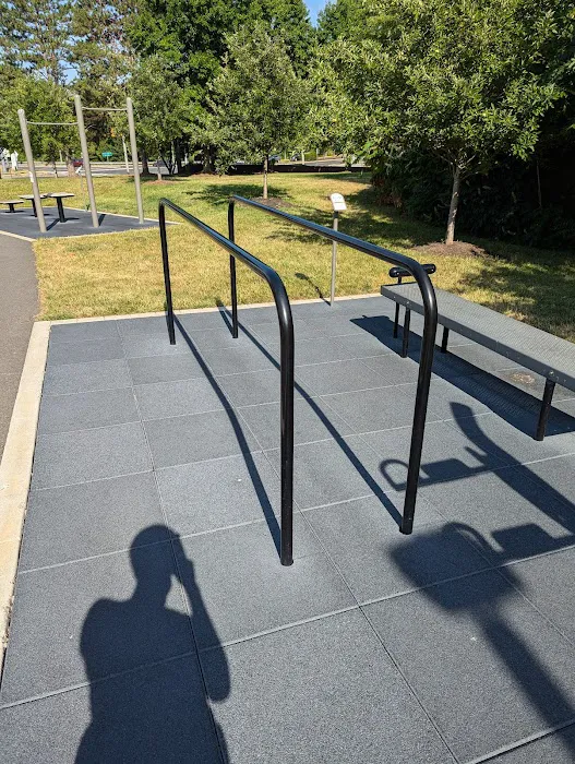 Outdoor Gym Picture 5